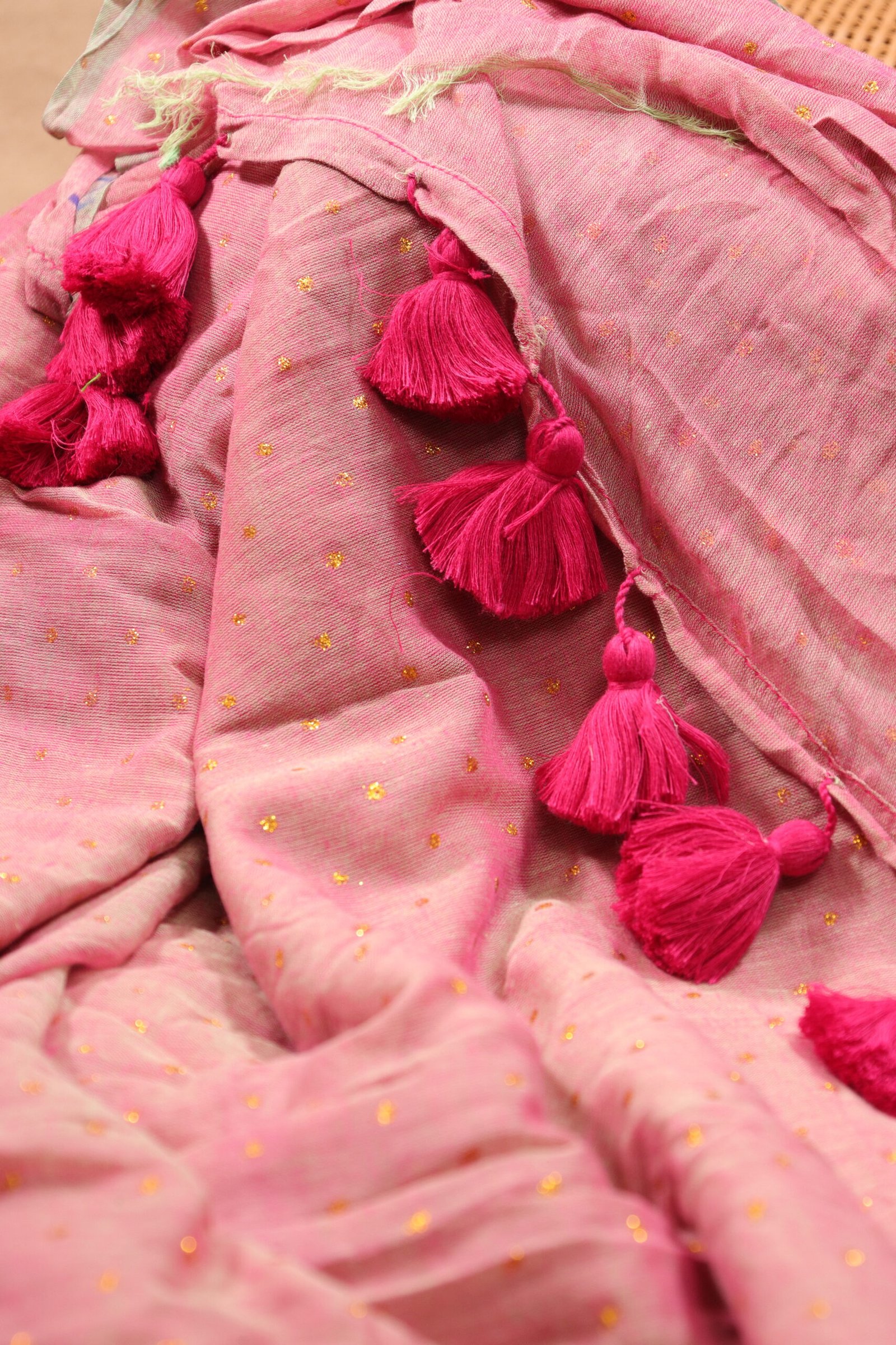 Blush Pink Gold Dot Saree - Image 3